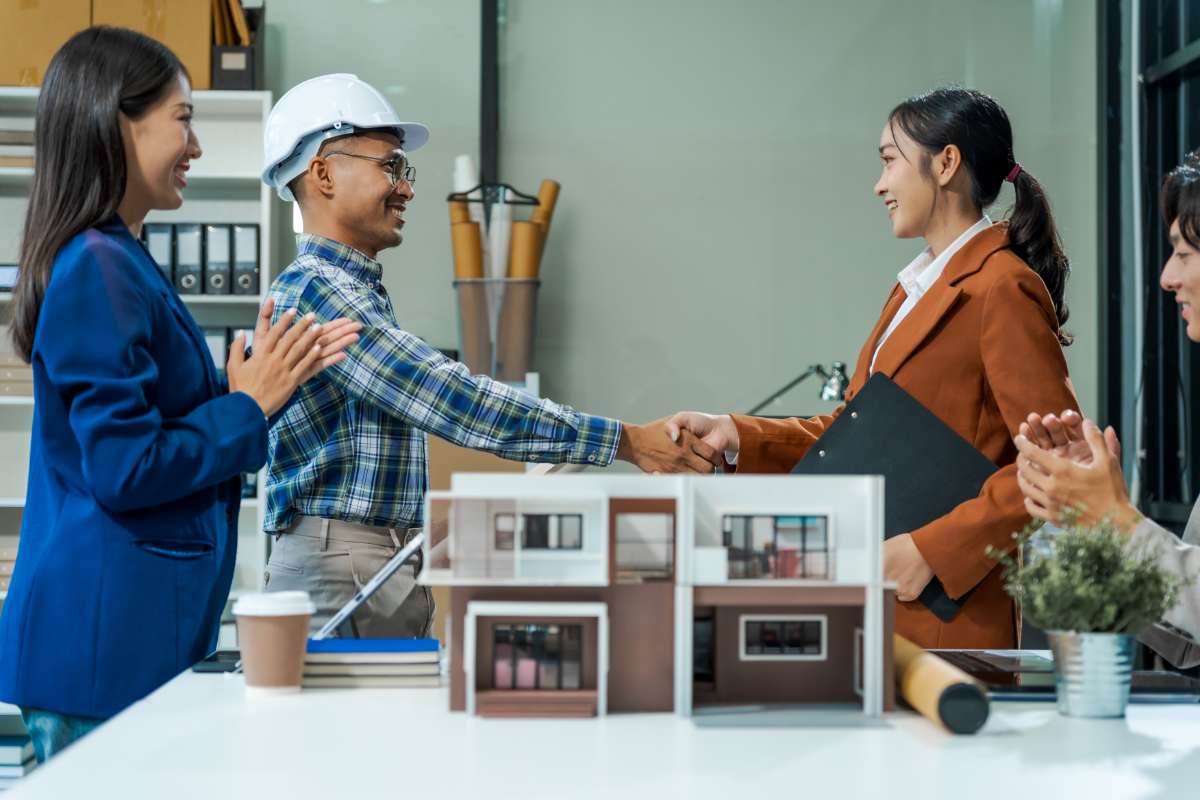 Illustration conceptuelle des métiers de l'immobilier et des perspectives professionnelles dans le secteur